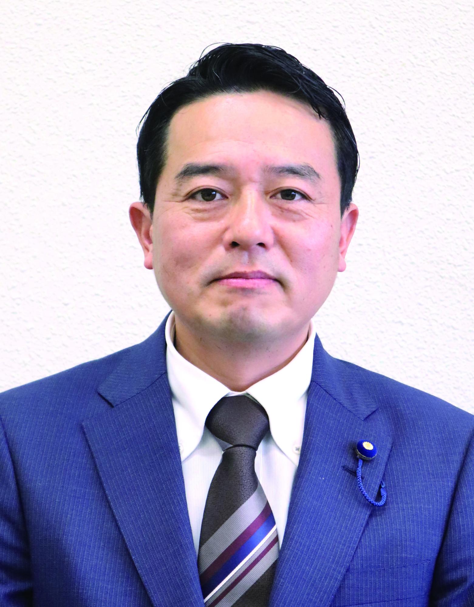岩花寛之議員